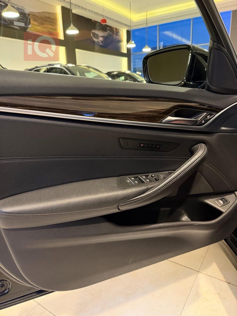 بي ام دبليو الفئة 5